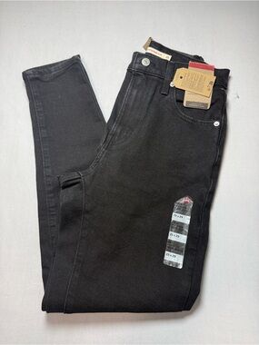 Levi's Women’s  Black High-Waisted Mom Jeans Size 25 x 29 NWT